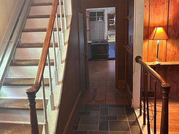4th image of 232 Hamilton ROAD