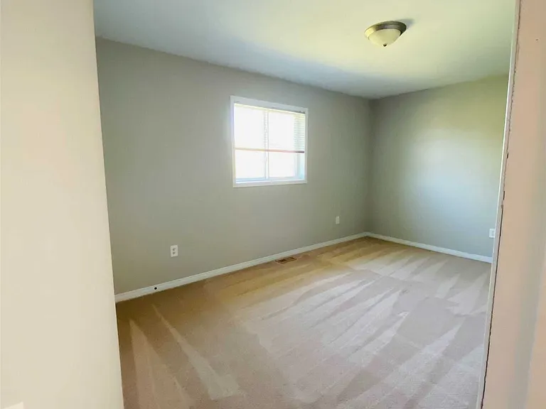 3090 Stone Ridge Blvd — Photo 4