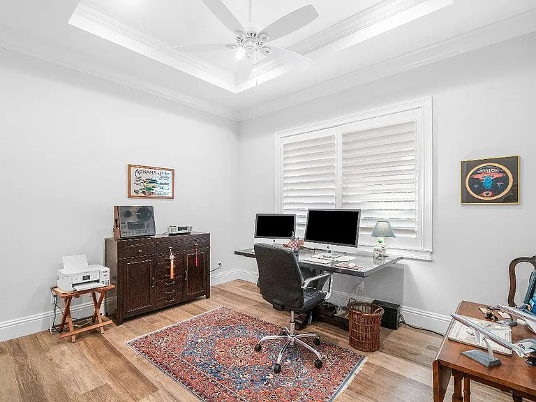 135 Dixie Blvd — Photo 32