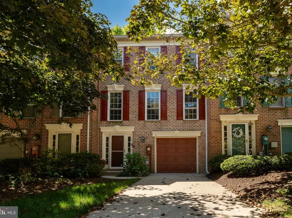 18 Mayapple Ct, Towson, MD 21286