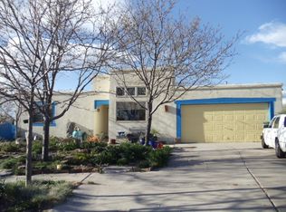 2904 Corte Del Potro, Santa Fe, NM 87505