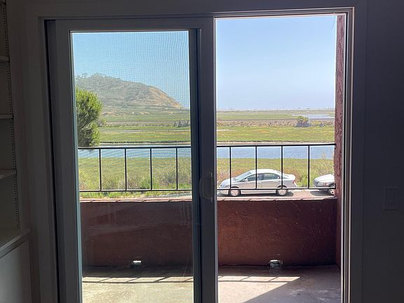 Balcony with lagoon and ocean views