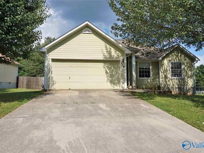 116 River Oaks Dr NW, Madison, AL, 35758