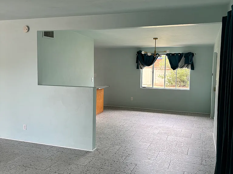 2181 S Avenida Planeta — Photo 2