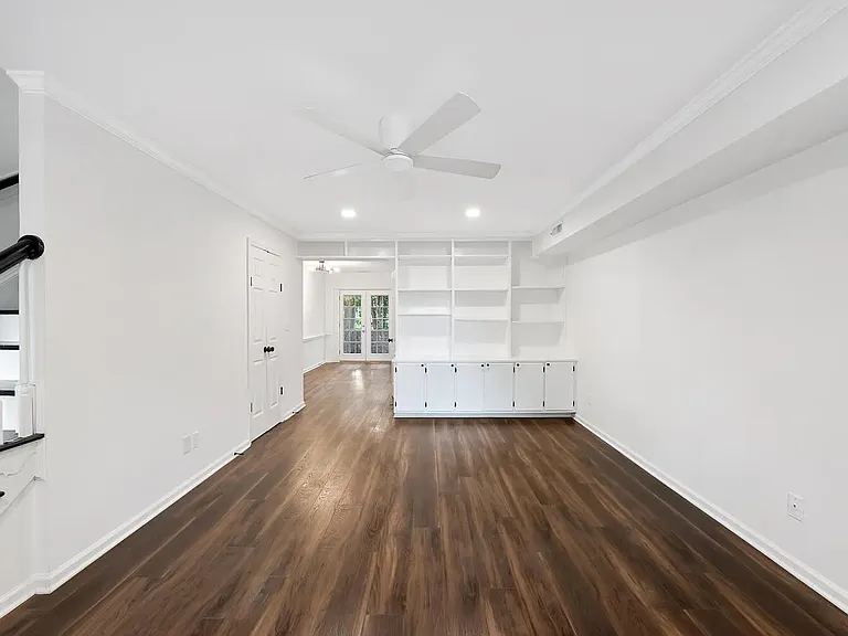 3749 Yorktown Pl — Photo 3