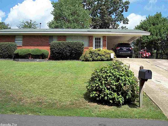 2nd image of 106 Gwendolyn Way