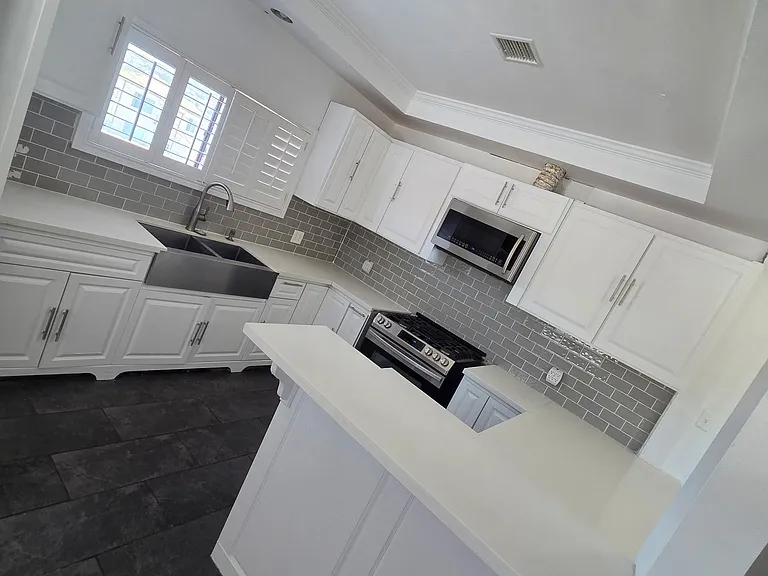 1533 S Gaffey St — Photo 1