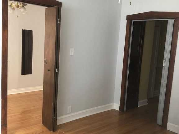 2nd image of 1834 W 22nd Pl Floor 1