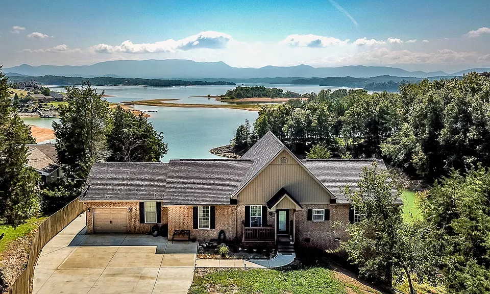 527 Hook Cir