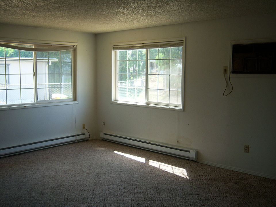 2nd image of 3114 W Wernett Rd
