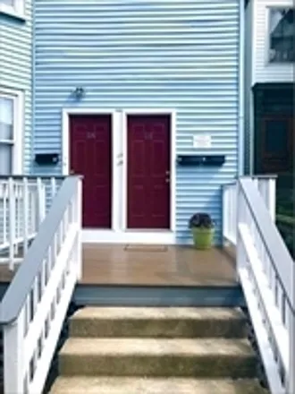 114-116 Thornton St — Photo 4