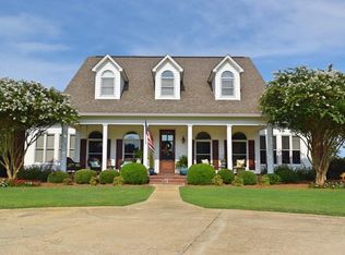 1098 Quail Creek Cv, Tupelo, MS 38801