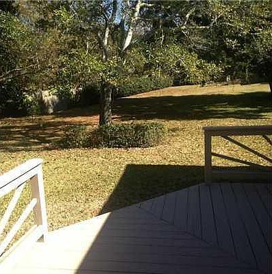 5th image of 2402 W Shore Dr