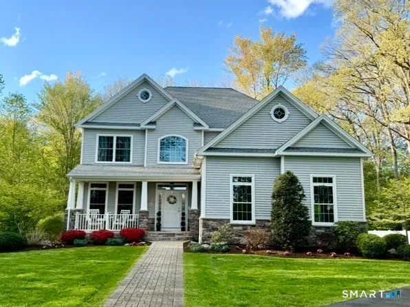 96 Empress Drive, Southington, CT 06489