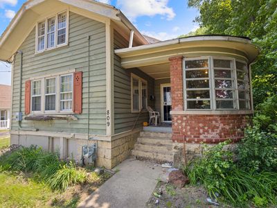 809 N Winnebago St, Rockford, IL, 61103