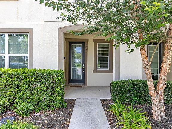 2nd image of 1594 CAREY PALM CIRCLE