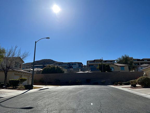 4th image of 11108 Oleg Ct