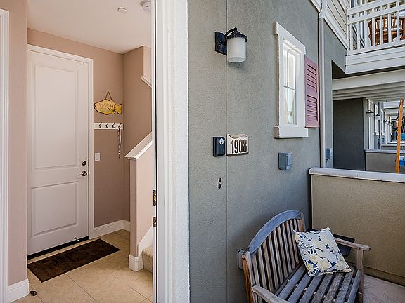 5th image of 643 Turnbuckle Dr Unit 1908