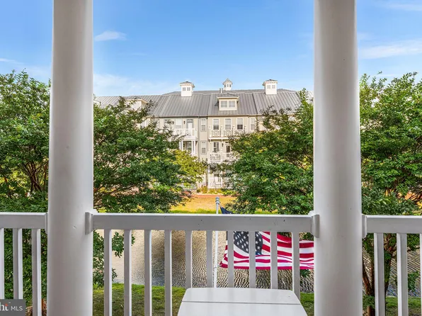 36 Canal Side Mews W, Ocean City, MD 21842