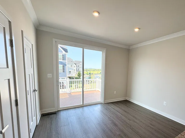 Dining Area and Entrance To Deck
