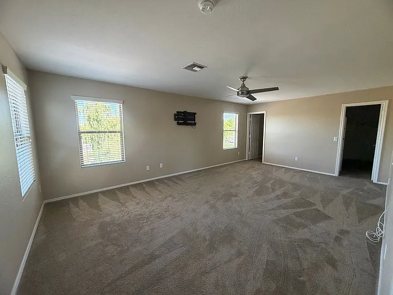 15905 N 169th Dr — Photo 19