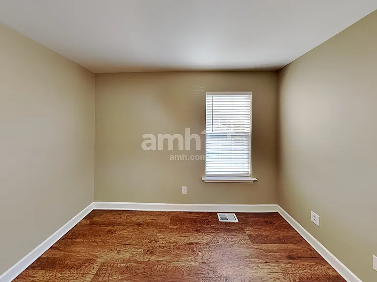 1041 Secretariat Dr — Photo 18