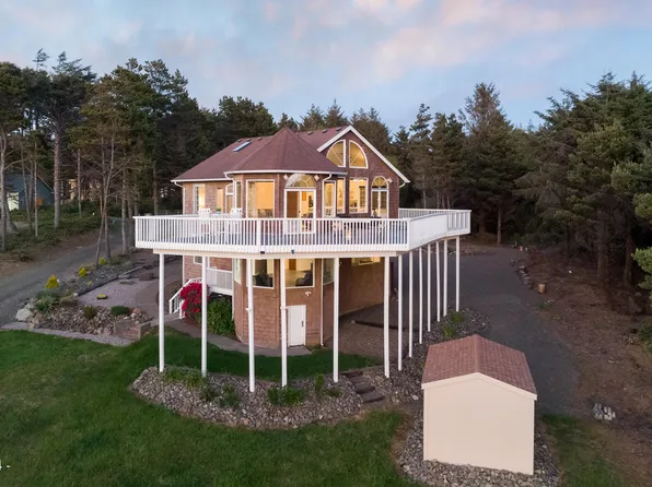 124 NE 113th St, Newport, OR 97365