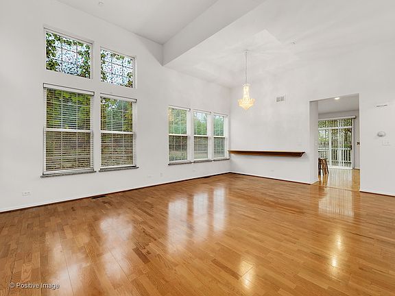 5th image of 11290 Wildridge St