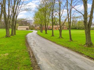 1112 N 575 E, Westville, IN