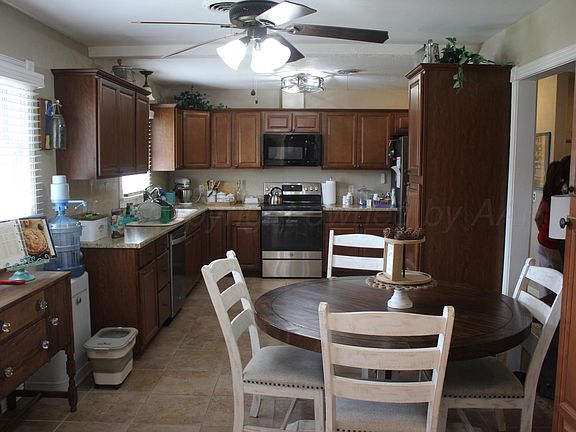 2nd image of 132 Greenwood St