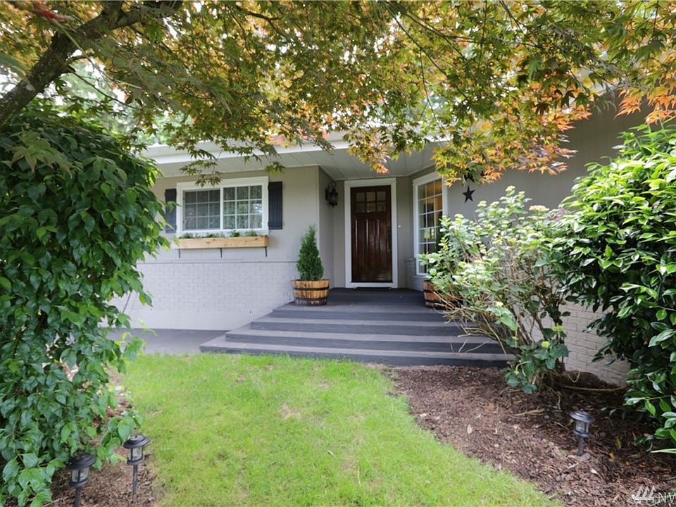 1st image of 116 66th Ave E