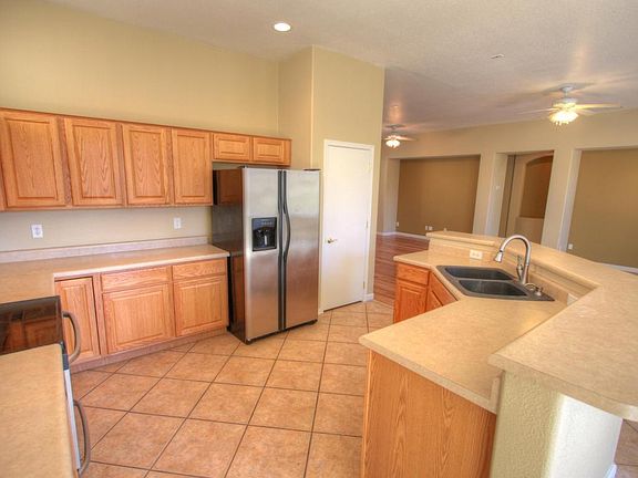 2nd image of 68 E Camino Rancho Cielo