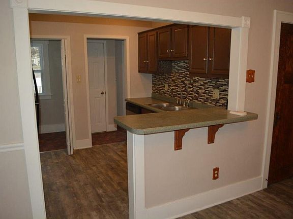4th image of 3245 Nebraska St