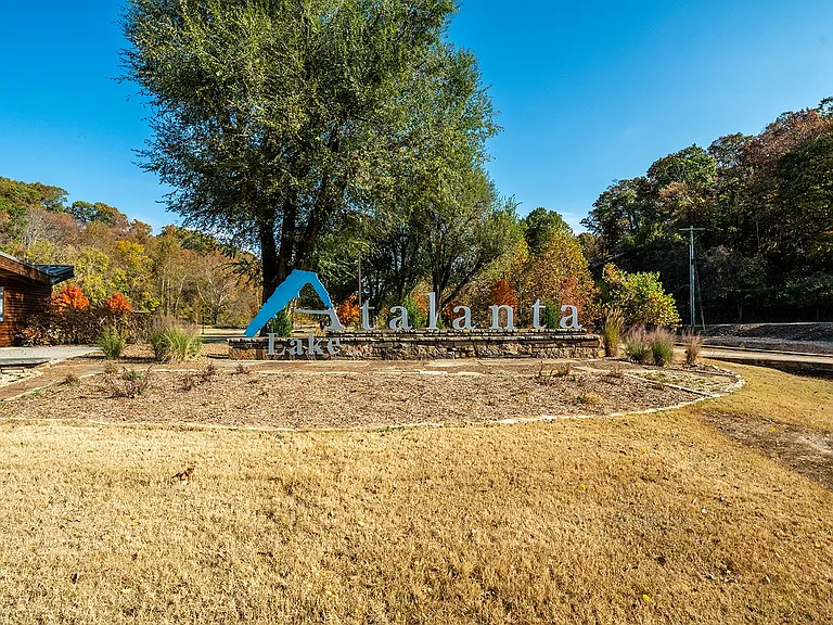 Pinnacle Heights — Photo 62