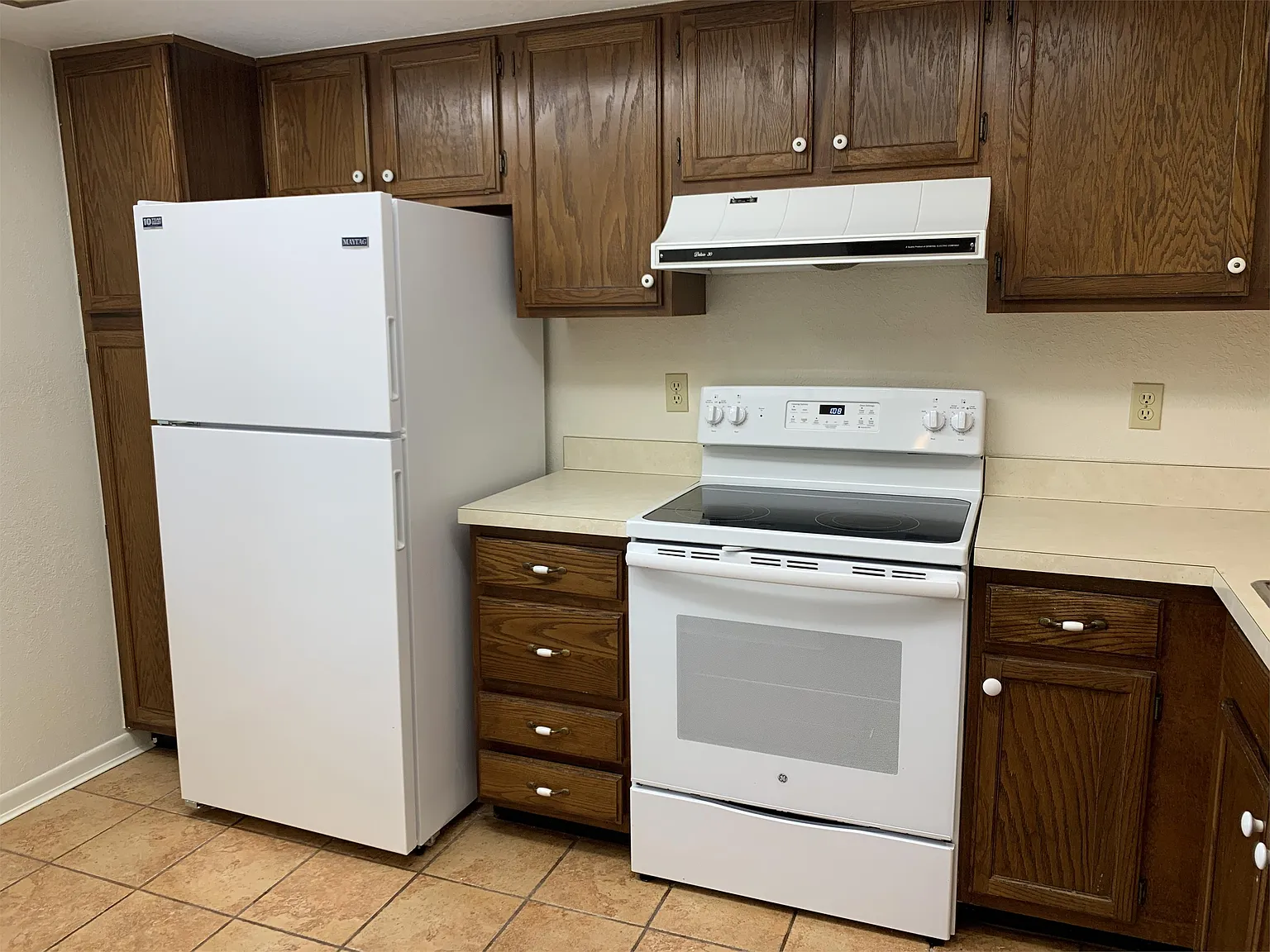SZN (7360 Ulmerton Rd #4D) - 1 — Photo 3