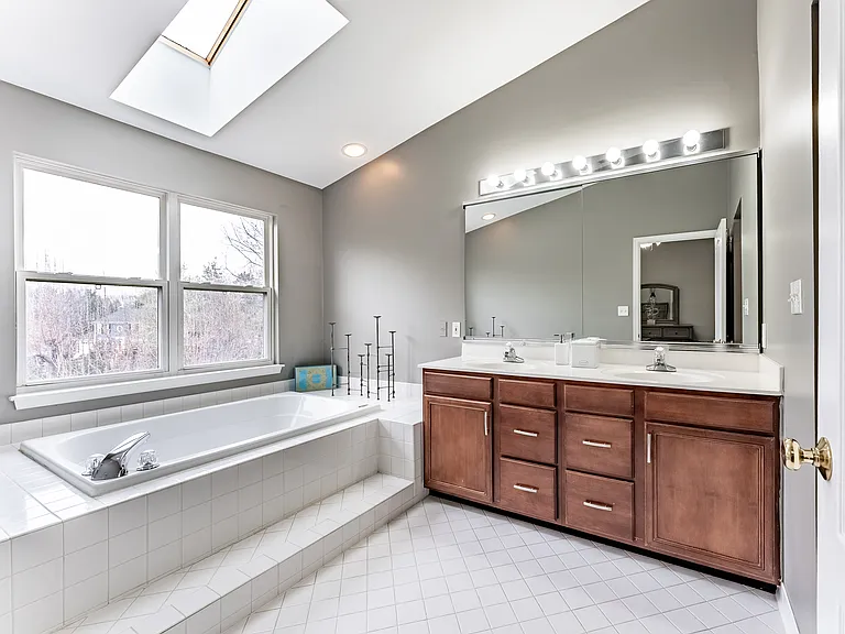 43738 Clemens Ter #1 — Photo 14