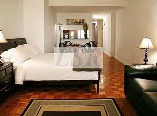 100 Maiden Ln APT 306, New York, NY 10038