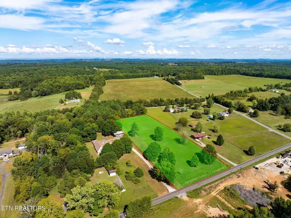 3 County Road 700, Riceville, TN 37370