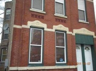 1332 W Erie St APT 3R, Chicago, IL 60642