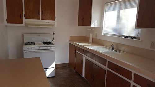 2nd image of 3648 Maple St