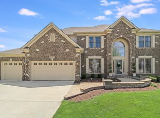 26213 W Chatham Dr, Plainfield, IL 60585