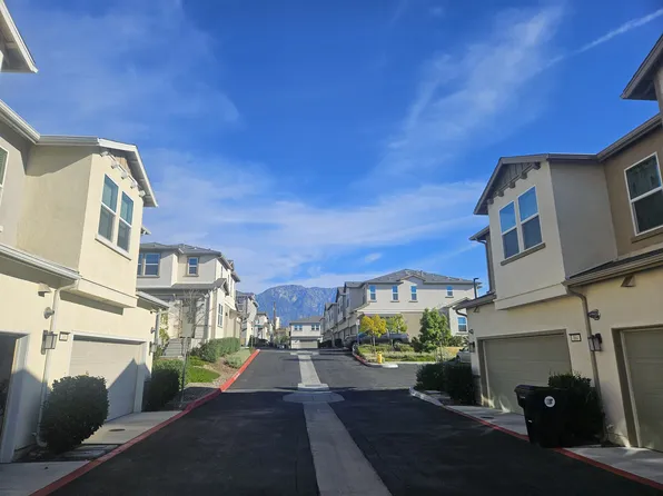 163 Tarragon Way, Upland, CA 91786