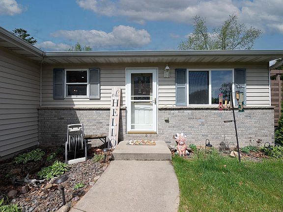 3rd image of 3321 ROSEWOOD DRIVE