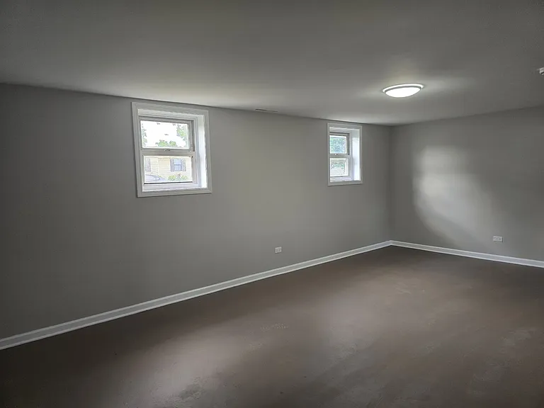 367 Mark Ave — Photo 16
