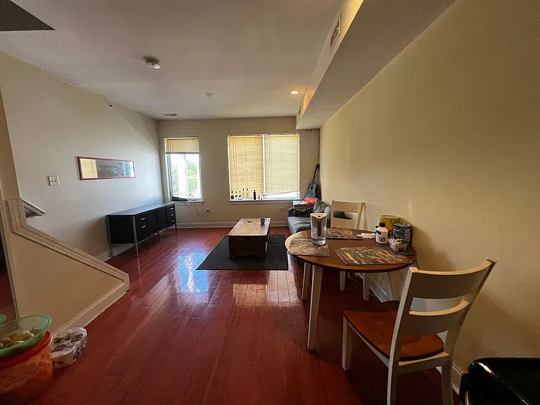 676 N 33rd St #2 — Photo 6