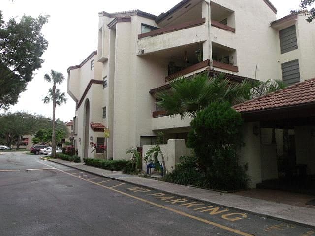 2nd image of 9040 SW 125th Ave #D402