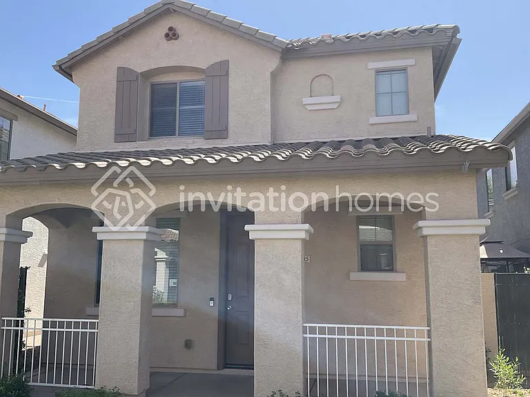 3915 S Napa Ln — Photo 1
