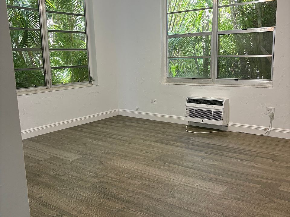 1st image of 721 15th St APT 5