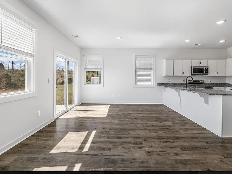 1415 Darrowby Way #1 — Photo 2