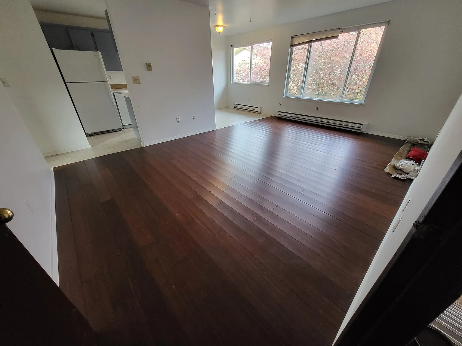 Colonial Garden Apartments — Photo 2